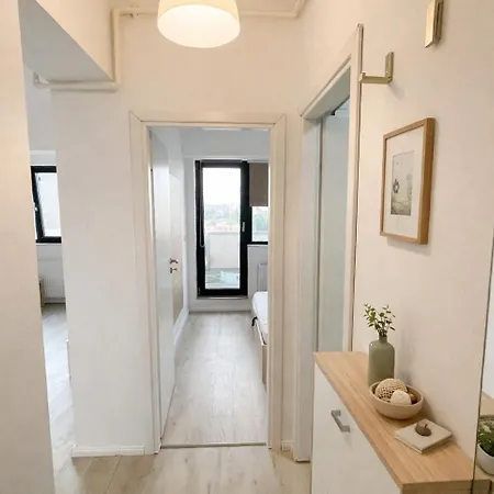Modern Nest Apartment *